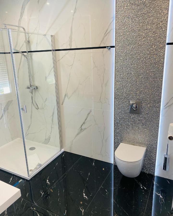 Hotel Diament Rawicz Esterno foto